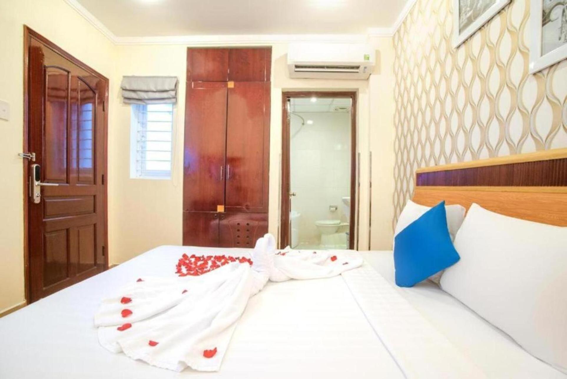 Ruby Saigon Hotel - Le Thanh Ton Ho Şi Min Exterior foto