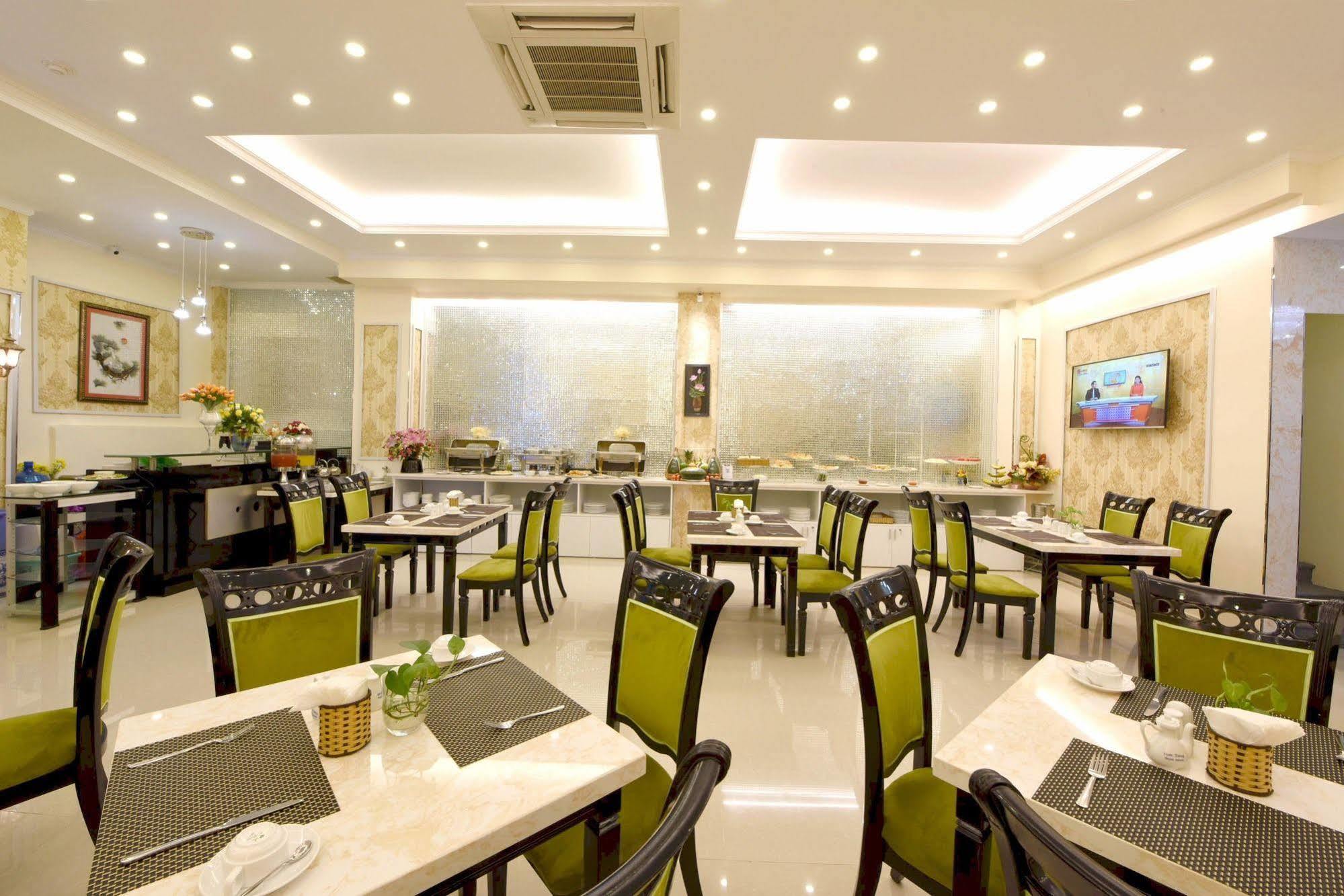 Ruby Saigon Hotel - Le Thanh Ton Ho Şi Min Exterior foto